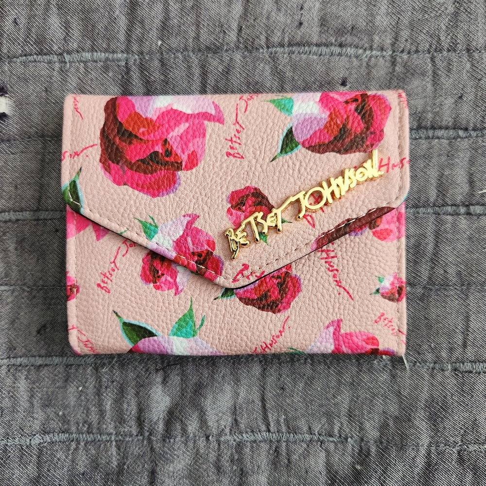 Betsey Johnson Wallet/ Card Holder Pink Floral ‐ NEW